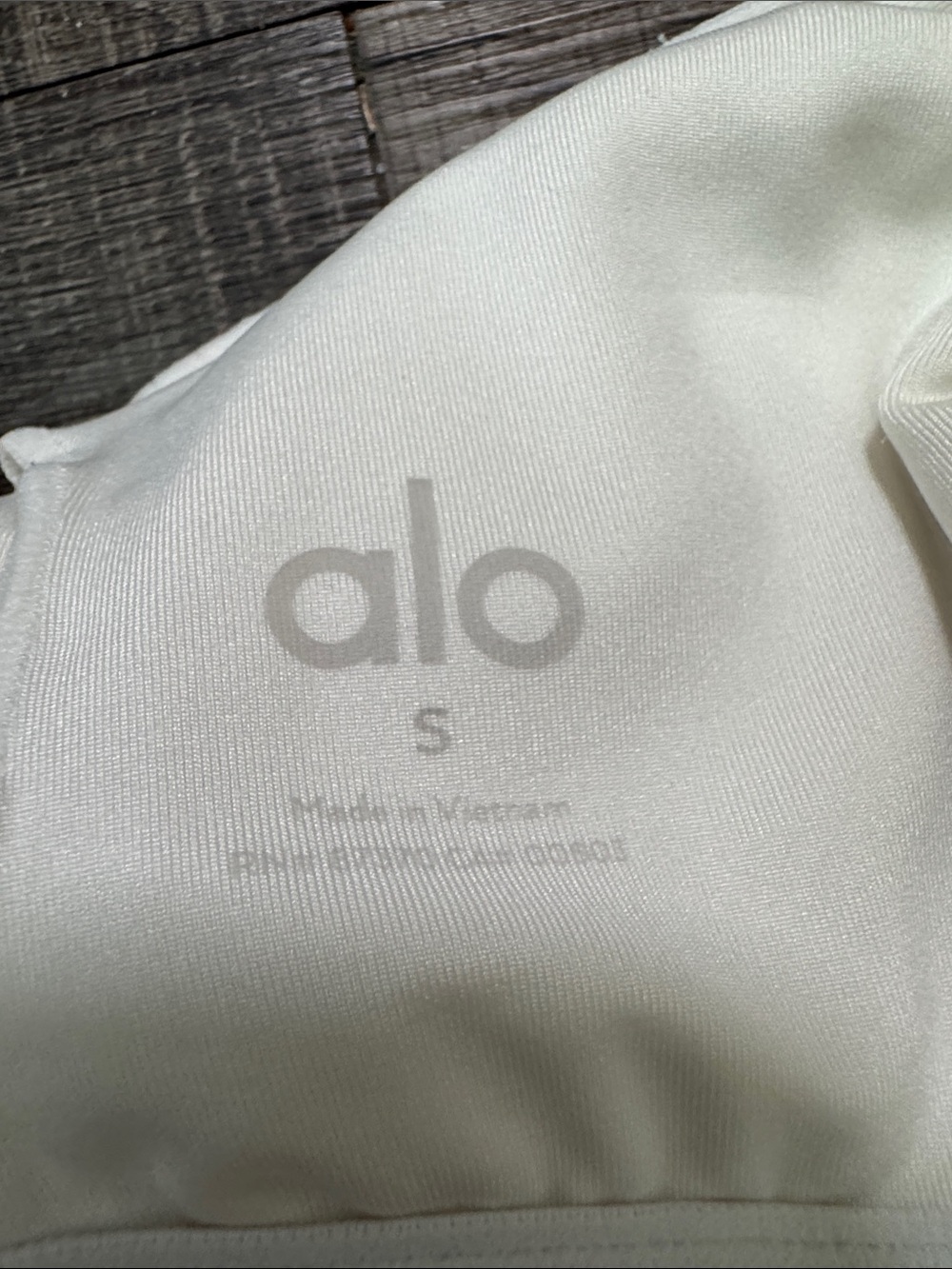 ALO Yoga Ribbed En Pointe Tank - Picture 5 of 6